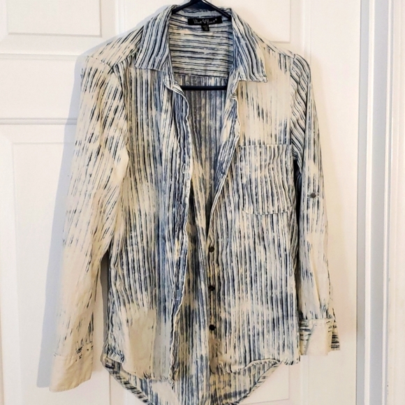 Never worn. - Picture 1 of 5